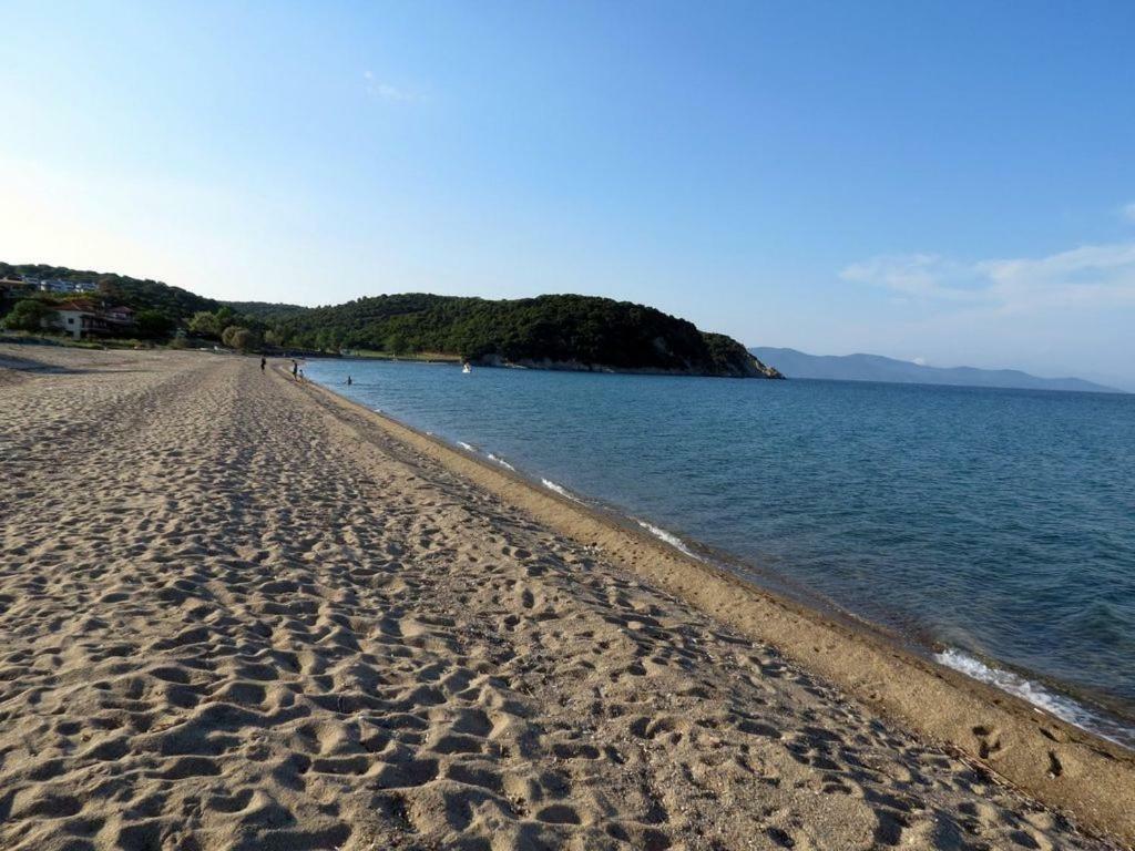 Beachfront Stylish Maisonette In Ierissós Luaran gambar