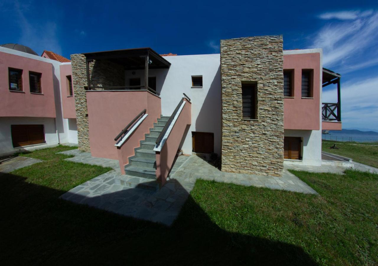 Beachfront Stylish Maisonette In Ierissós Luaran gambar