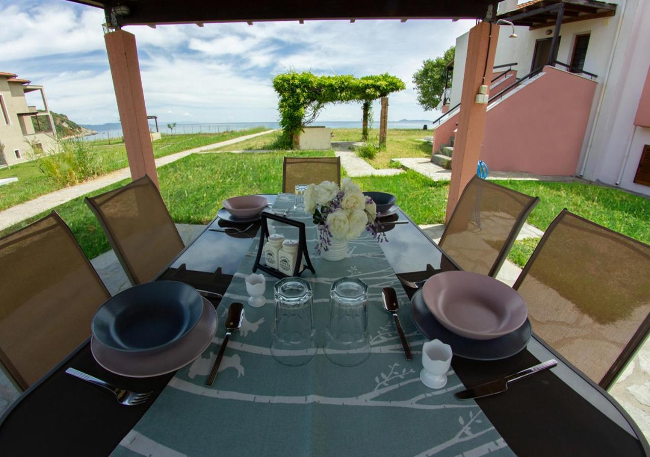 Beachfront Stylish Maisonette In Ierissós Luaran gambar